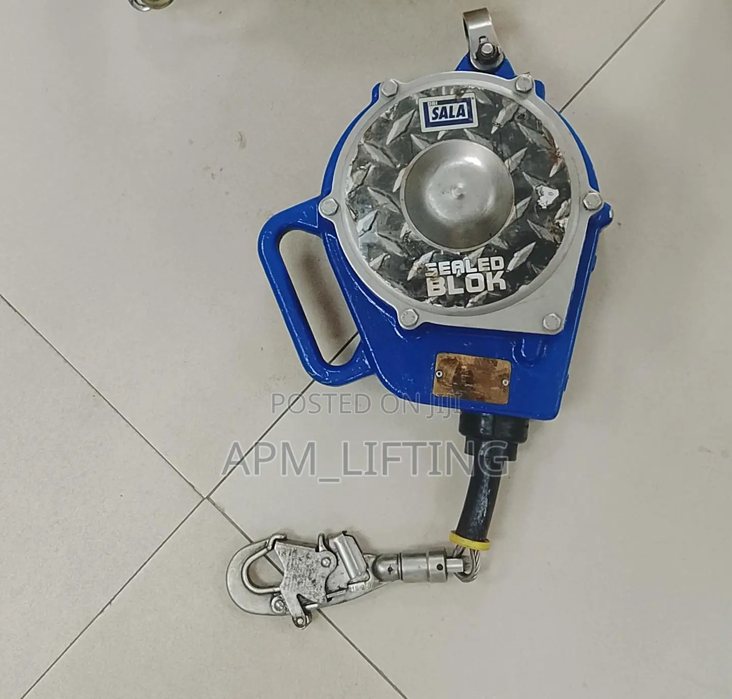 Self-retracting Safety Fall Aresters.