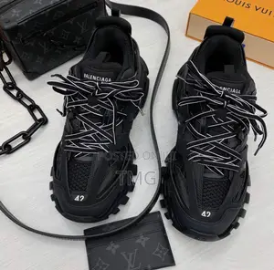 Balenciaga Track 1 Black