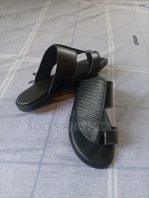 Easy to Wear {Kọpa}