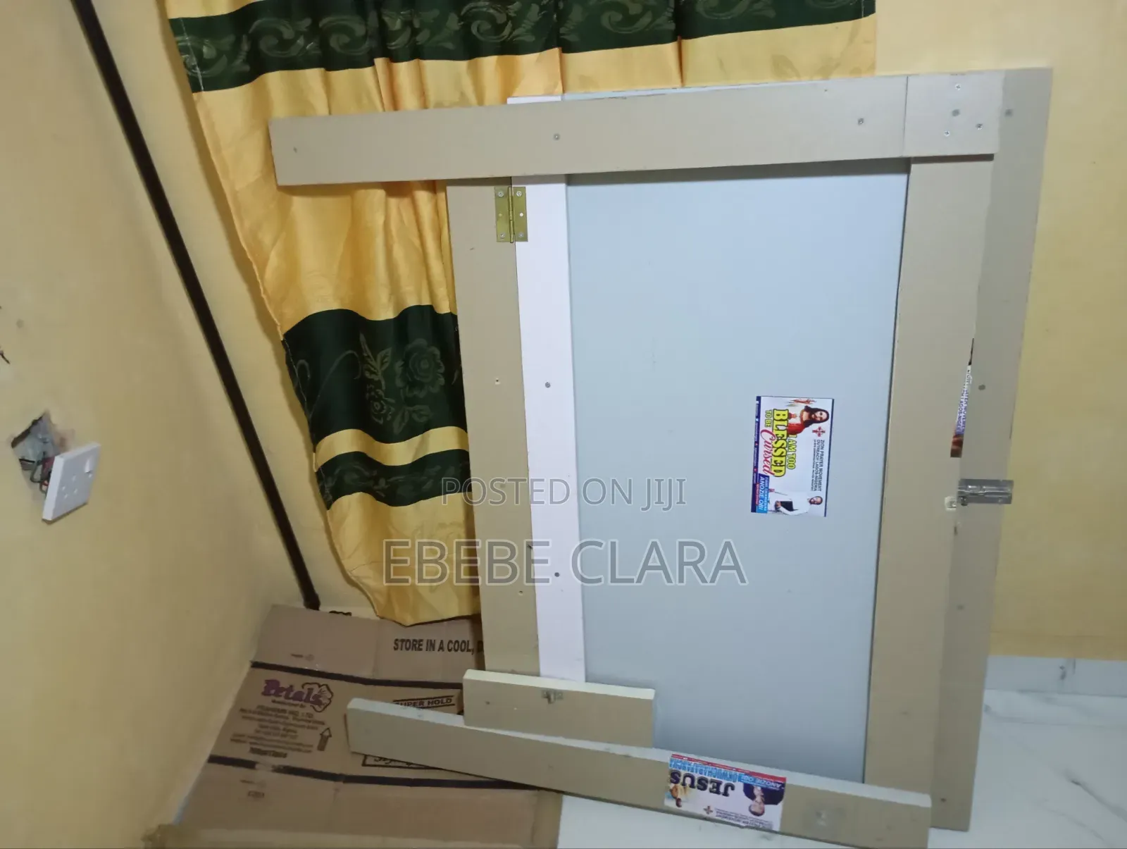 Tailors Cutting Wall Table