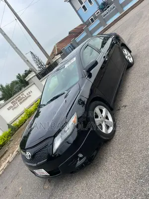 Toyota Camry SE 4dr Sedan (2.5L 4cyl 6A) 2011 Black
