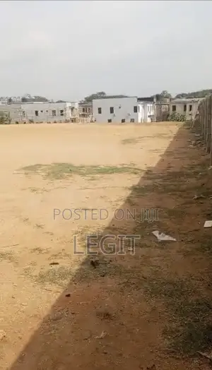 5889sqm Land With C of O