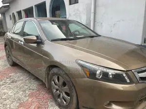 Honda Accord 2.0 i-VTEC Automatic 2009 Gold