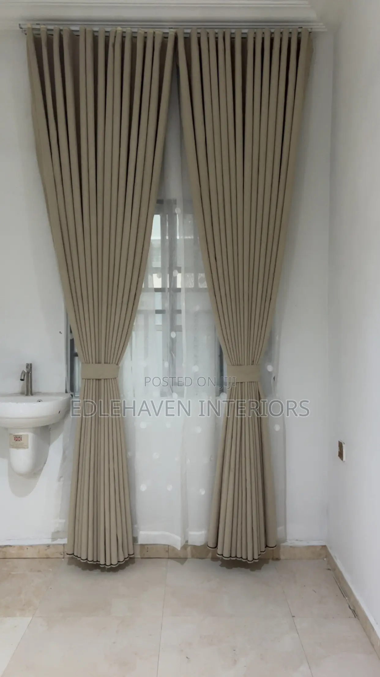 Professional Curtain Setup
