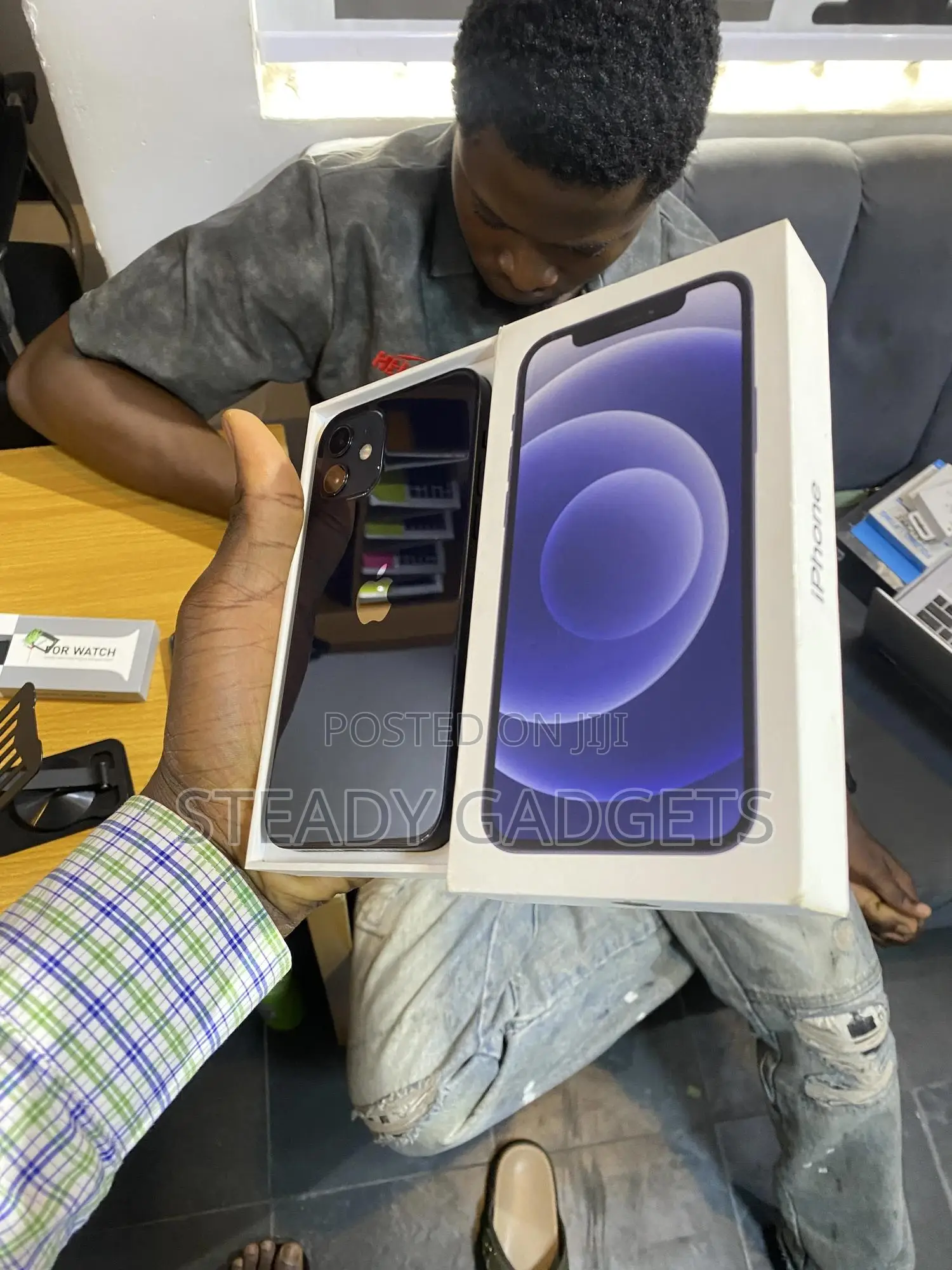 Apple iPhone 12 64 GB Black