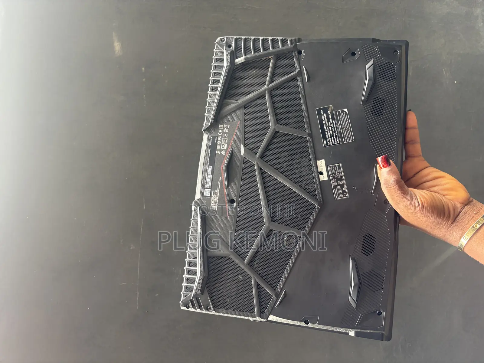 Laptop MSI GP65 Leopard 16GB Intel Core i7 SSD 512GB