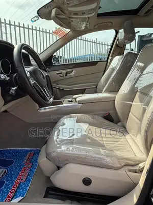 Mercedes-Benz E350 Base 4Matic Sedan AWD (3.5L 6cyl 7A) 2014 Blue