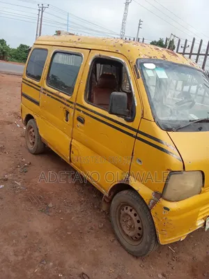 Zusuki Mini Bus