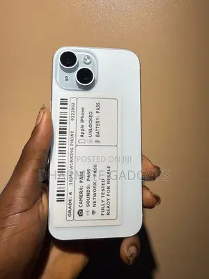 Apple iPhone 15 128 GB Pink