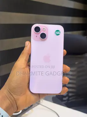 Apple iPhone 15 128 GB Pink