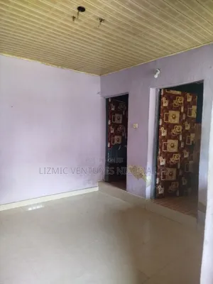 1bdrm Bedsitter in Isuti, Igando / Ikotun/Igando for rent