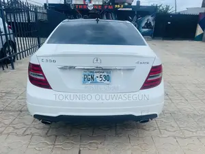 Mercedes-Benz C-Class 2014 White
