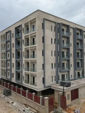 1bdrm Apartment in Lekki Phase 1 for sale