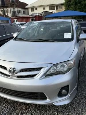 Toyota Corolla S 4dr Sedan (1.8L 4cyl 4A) 2013 Silver