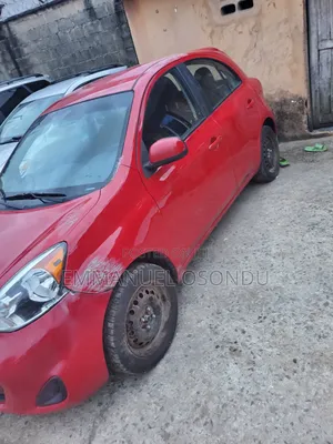 Nissan Micra 2017 Red