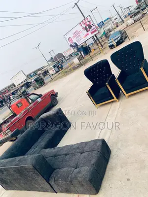 L Foam Chair