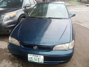 Toyota Corolla 1.9 D Sedan 2000 Blue