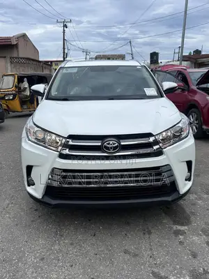 Toyota Highlander Limited V6 4x2 (3.5L 6cyl 6A) 2016 White