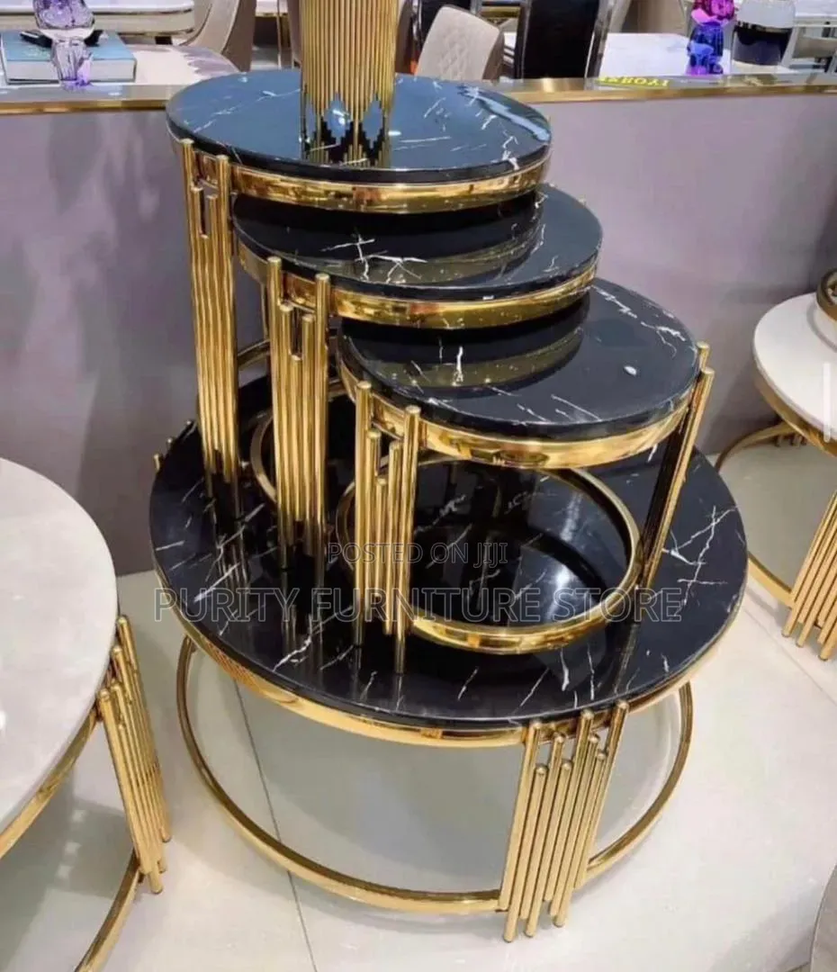 Luxury 31n1 Center Table