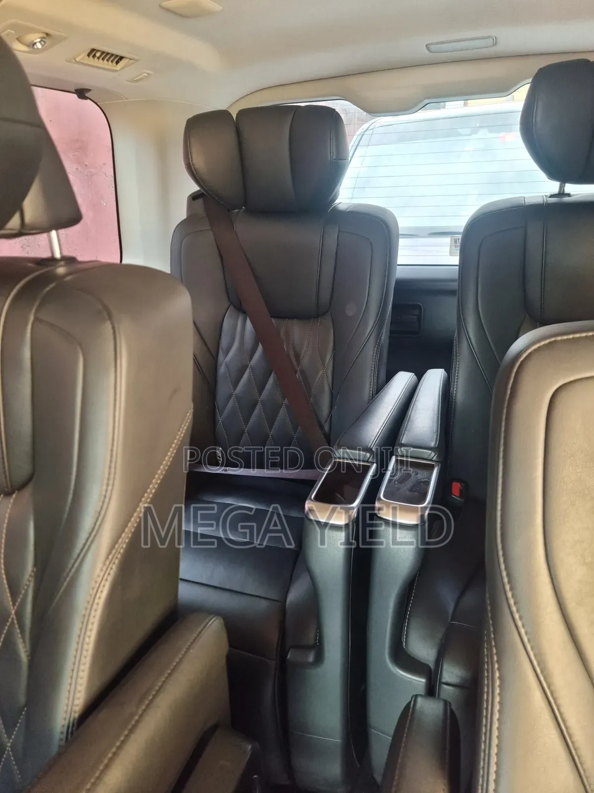 Toyota Granvia 2023 Black