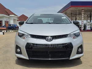 Toyota Corolla S Premium 4dr Sedan (1.8L 4cyl CVT) 2014 Silver