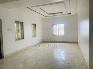 3 Bedroom Block of Flats for Rent