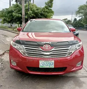 Toyota Venza LE 2010 Red