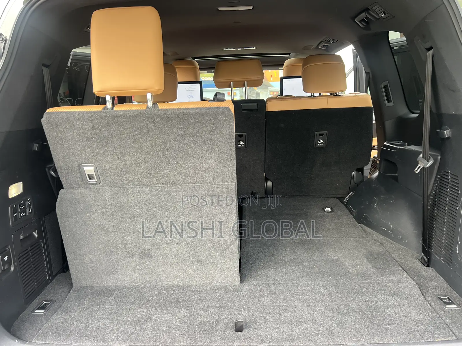 Lexus LX 600 2022 Green