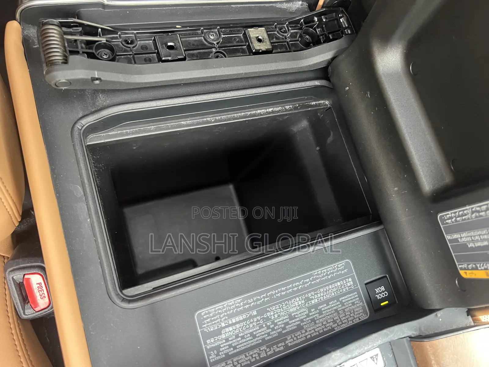Lexus LX 600 2022 Green