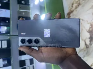 New Tecno Camon 40 256 GB