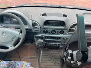 Mercedes-Benz Sprinter 2000 White
