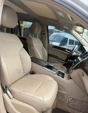 Mercedes-Benz GL-Class GL450 4MATIC 4dr SUV AWD (4.7L 8cyl Turbo 7A)