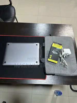 Laptop Apple MacBook Pro 2019 16GB Intel Core i7 SSD 256GB
