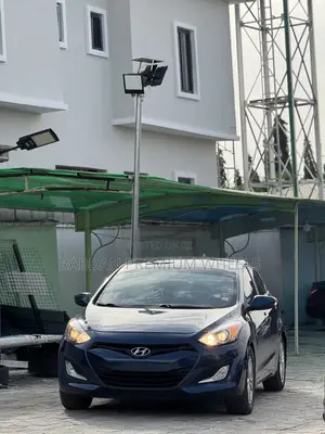 Hyundai Elantra GT 2013 Blue