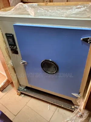 Laboratory Oven 225l
