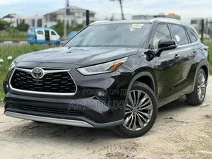 Toyota Highlander Platinum 2021 Black