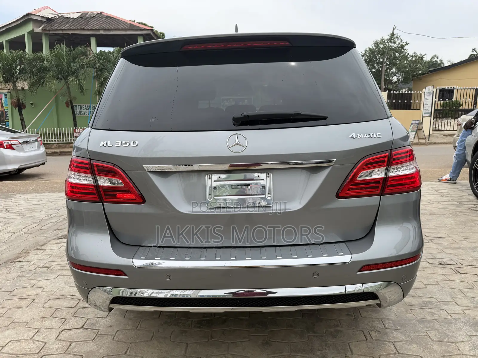 Mercedes-Benz M Class 2012 Silver