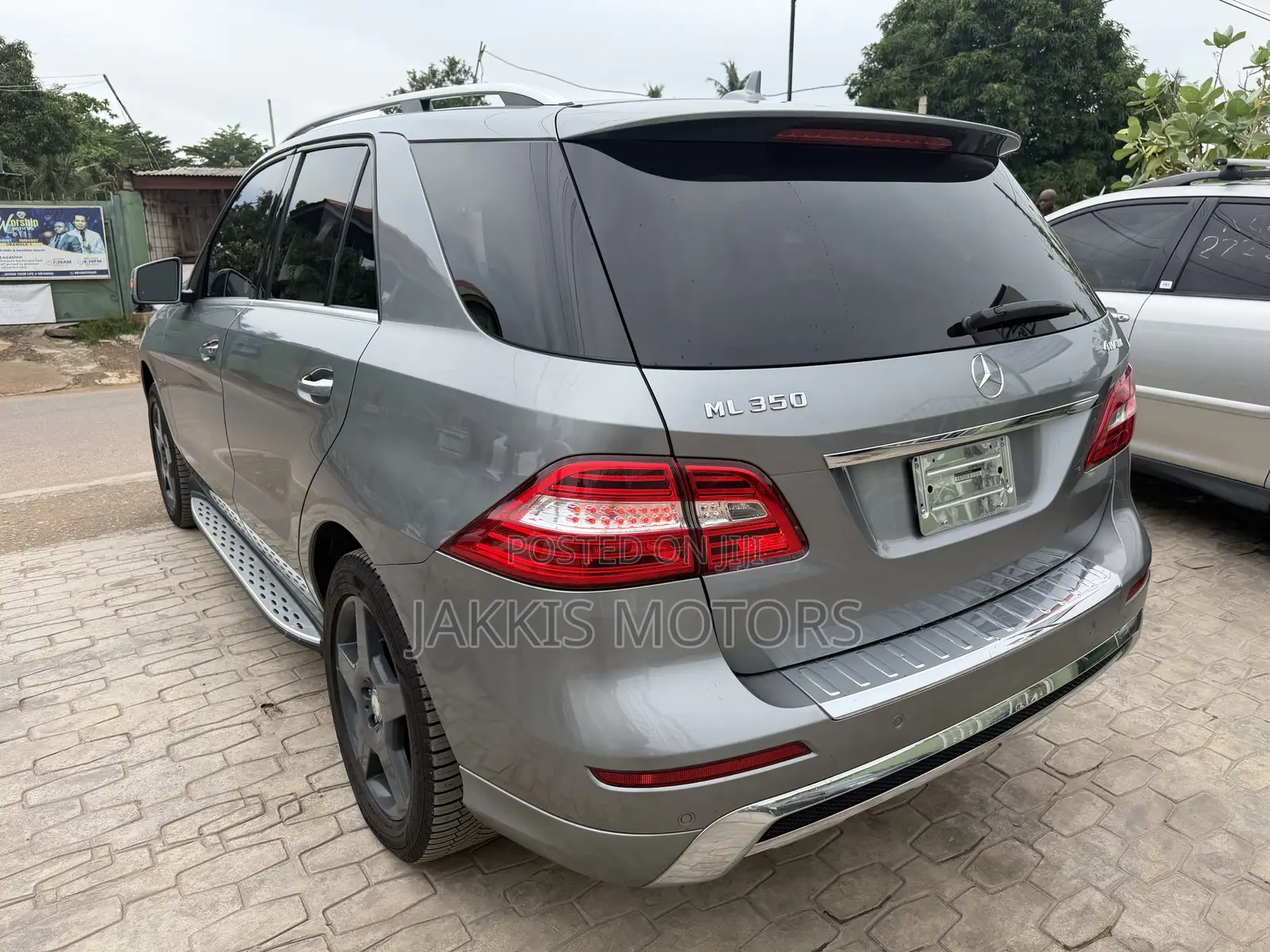 Mercedes-Benz M Class 2012 Silver