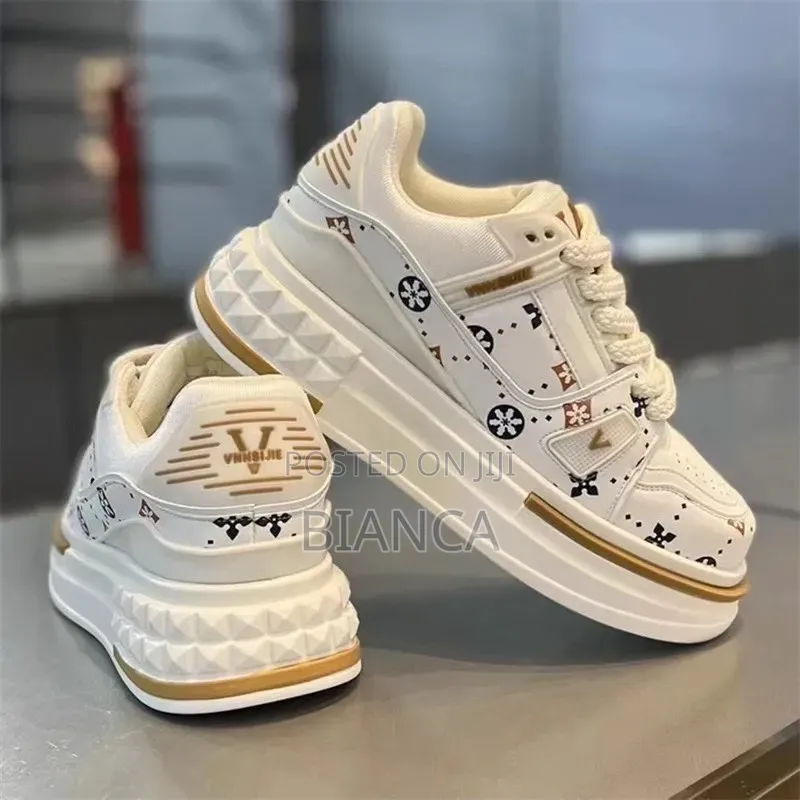 Beautiful Shoe High Quality