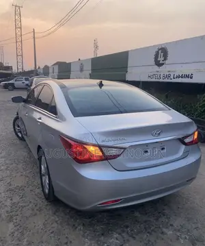 Hyundai Sonata 2013 Silver