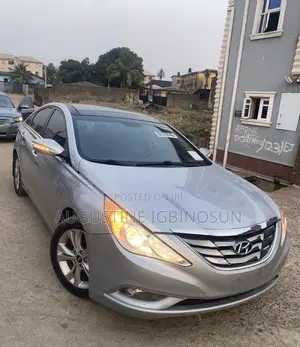 Hyundai Sonata 2013 Silver