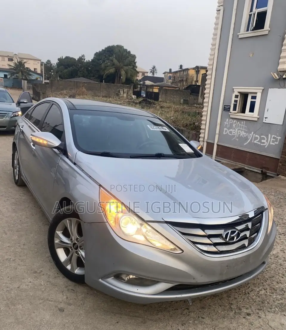 Hyundai Sonata 2013 Silver