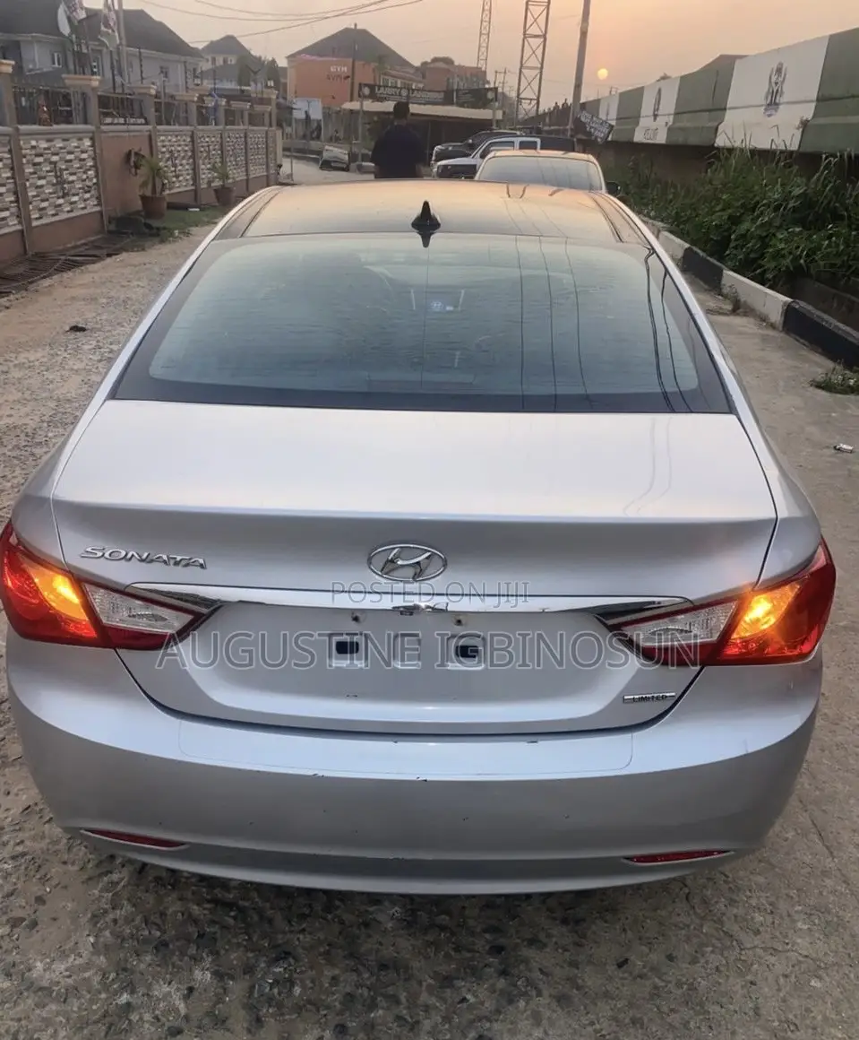 Hyundai Sonata 2013 Silver