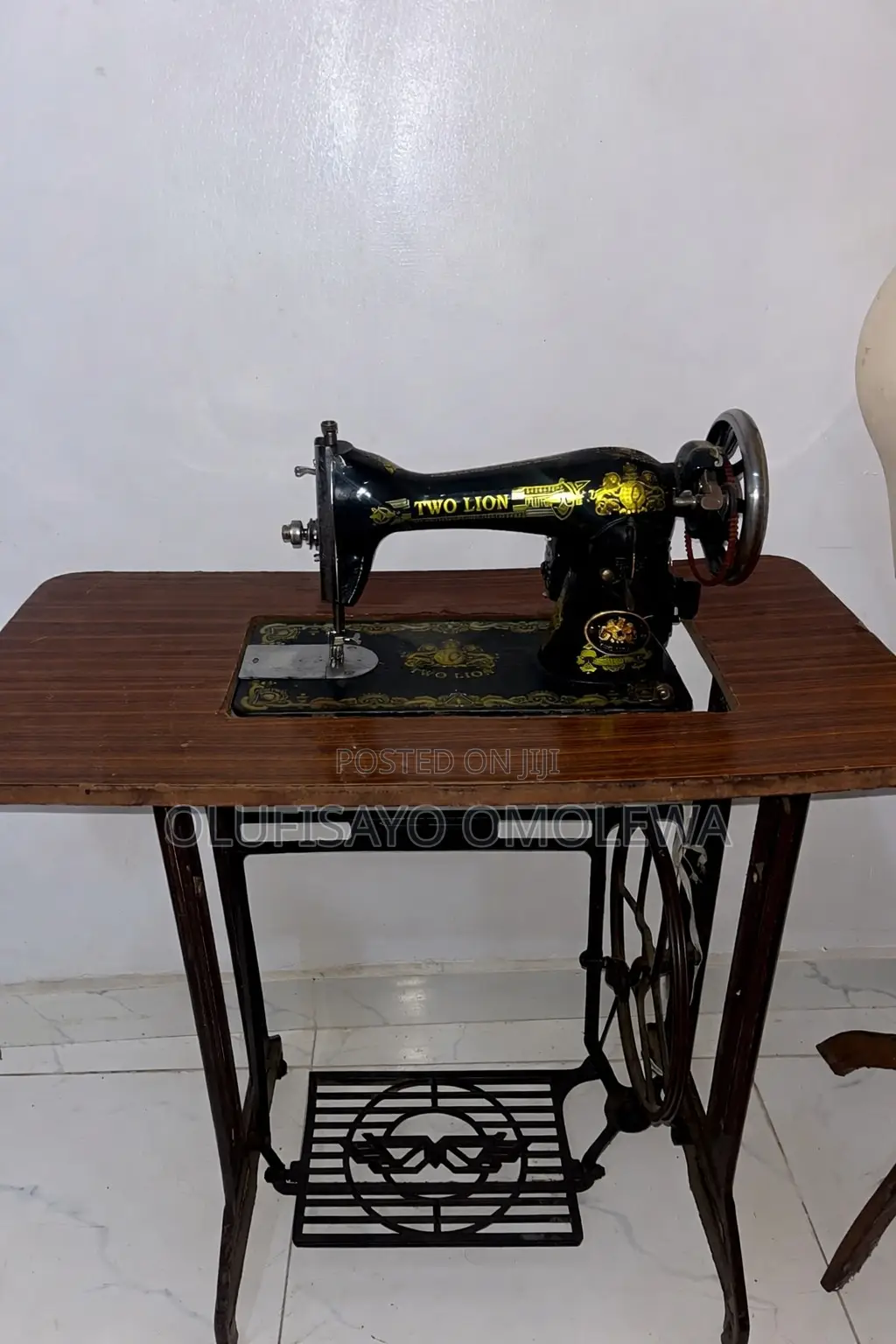 Manual Sewing Machine