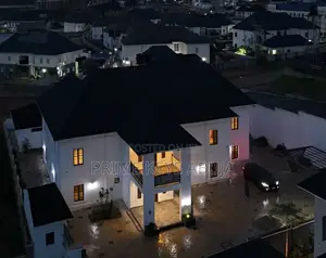 7bdrm Mansion in Asokoro for sale