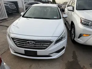 Hyundai Sonata Limited 4dr Sedan (2.4L 4cyl 6A) 2015 White