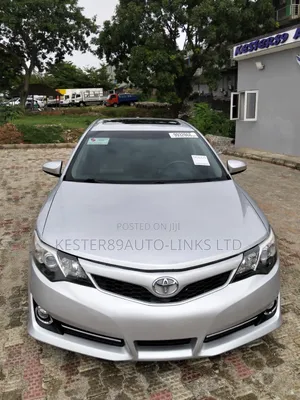 Toyota Camry SE Sport 4dr Sedan w/Prod. End 11/13 (2.5L 4cyl 6A) 2014