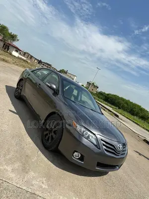 Toyota Camry 2008 Gray