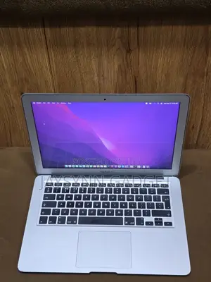 Laptop Apple MacBook Air 2017 8GB Intel Core i5 SSD 256GB