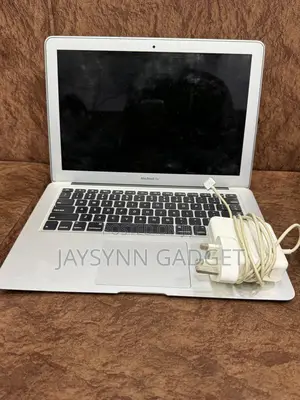 Laptop Apple MacBook Air 2017 8GB Intel Core i5 SSD 256GB